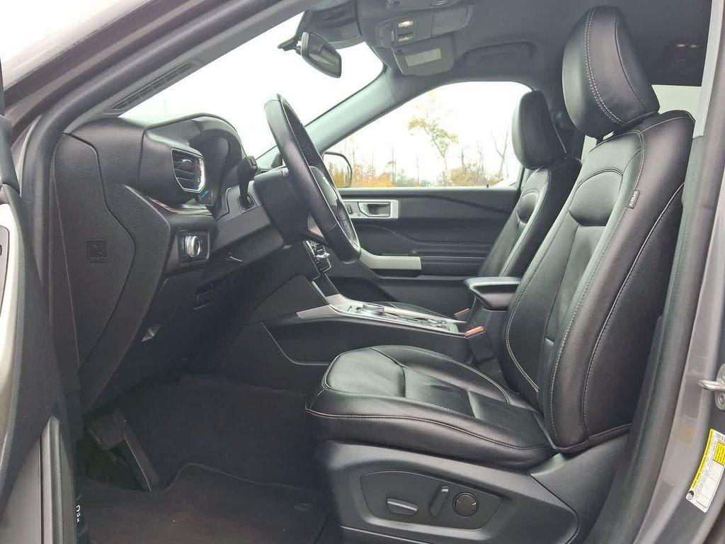 used 2022 Ford Explorer car, priced at $25,995
