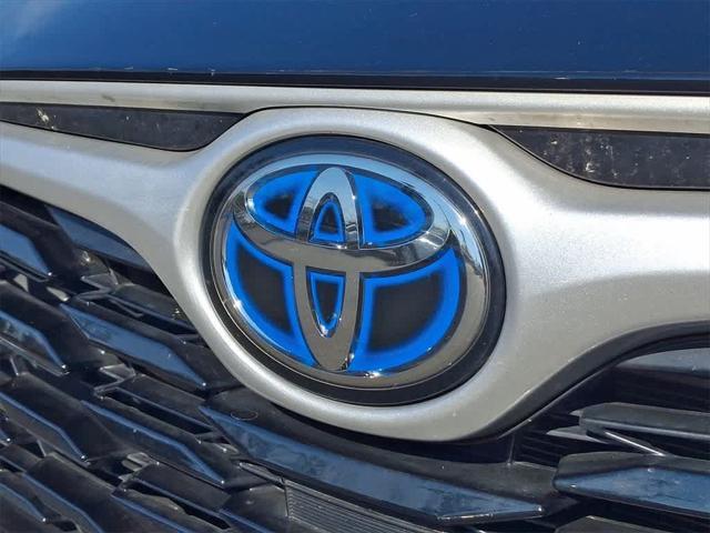 used 2022 Toyota Highlander Hybrid car, priced at $36,210