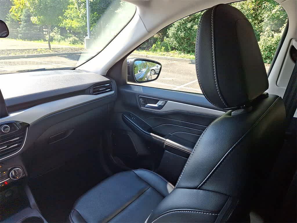 used 2022 Ford Escape car, priced at $21,777
