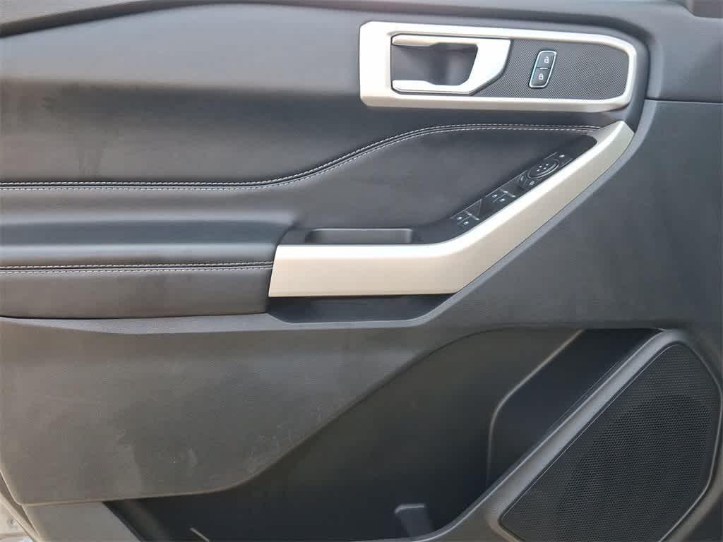 used 2022 Ford Explorer car, priced at $29,995