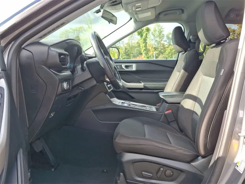 used 2022 Ford Explorer car, priced at $29,995