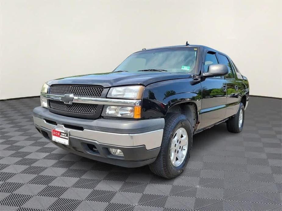 used 2006 Chevrolet Avalanche car, priced at $6,750
