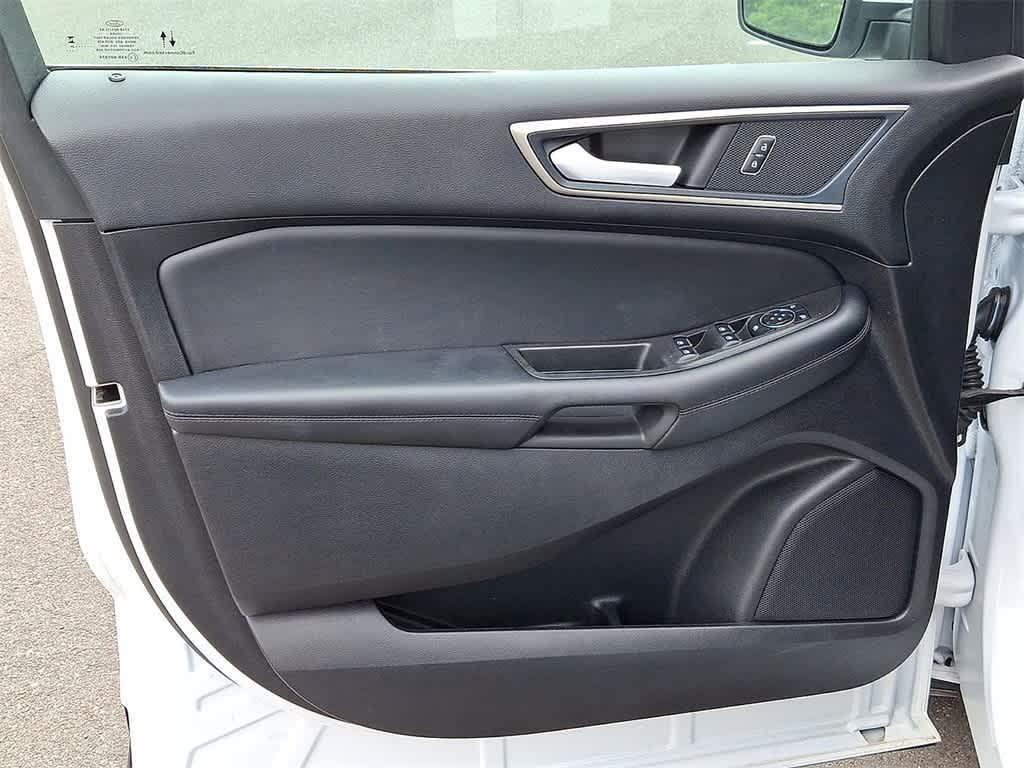 used 2024 Ford Edge car, priced at $22,999