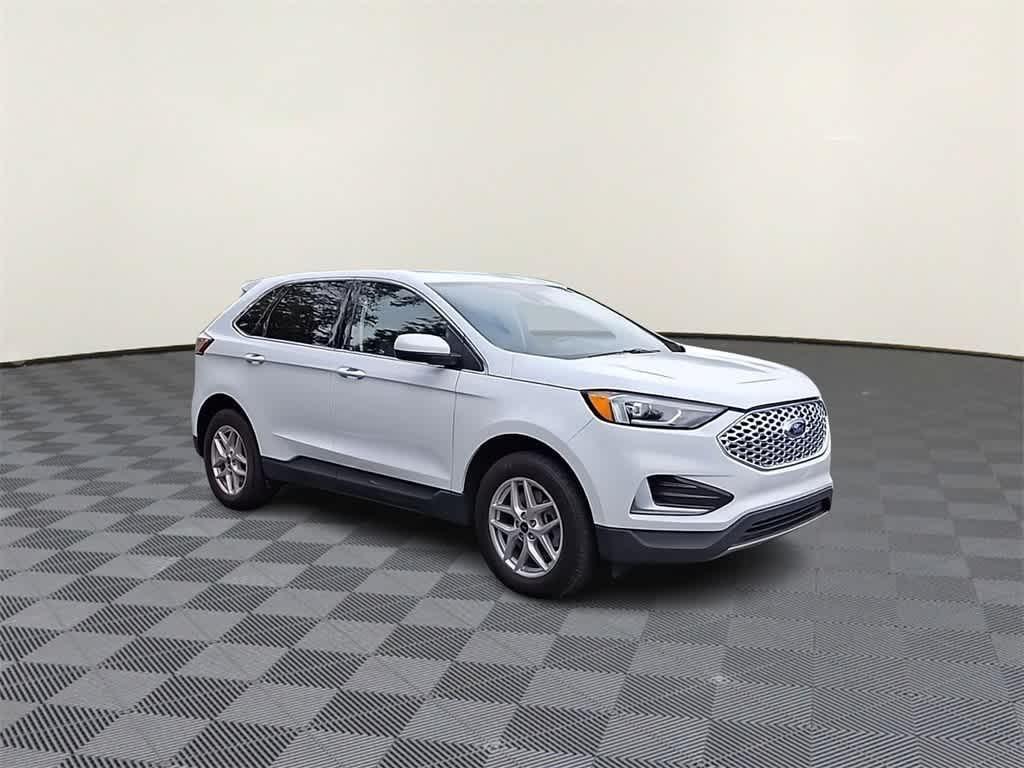 used 2024 Ford Edge car, priced at $22,999