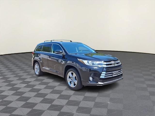 used 2018 Toyota Highlander car, priced at $22,500