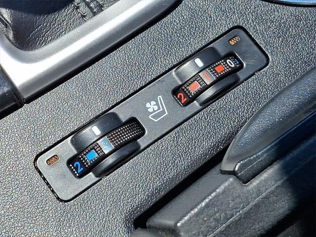 used 2018 Toyota Highlander car, priced at $22,500