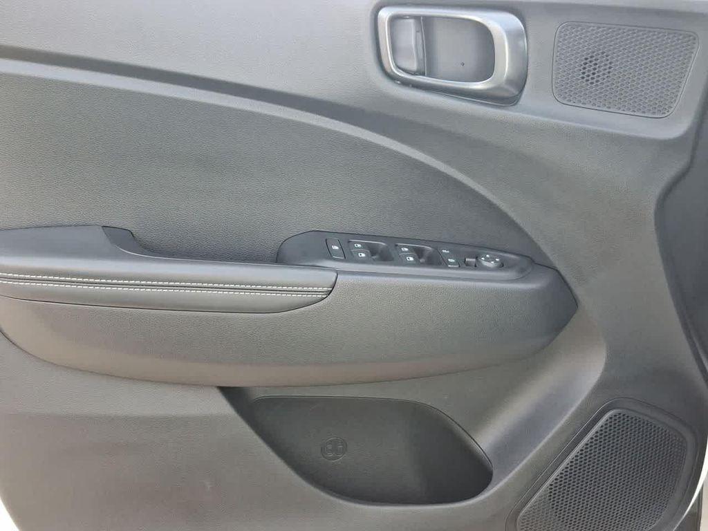 used 2025 Hyundai Venue car, priced at $21,500