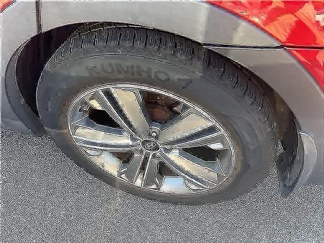 used 2014 Hyundai Santa Fe car, priced at $7,654