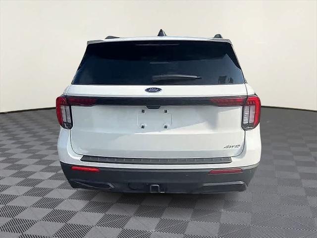 used 2025 Ford Explorer car, priced at $45,888