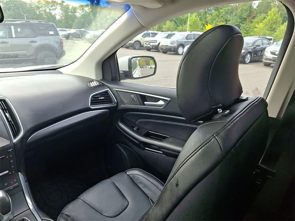 used 2016 Ford Edge car, priced at $12,998