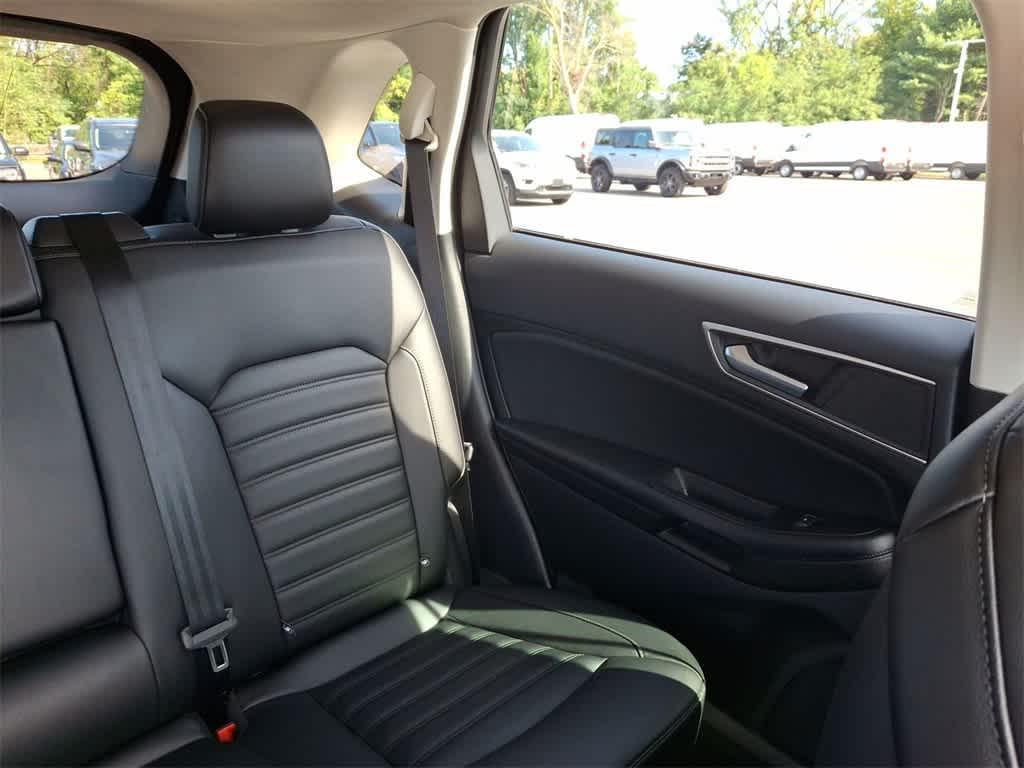 used 2022 Ford Edge car, priced at $23,888