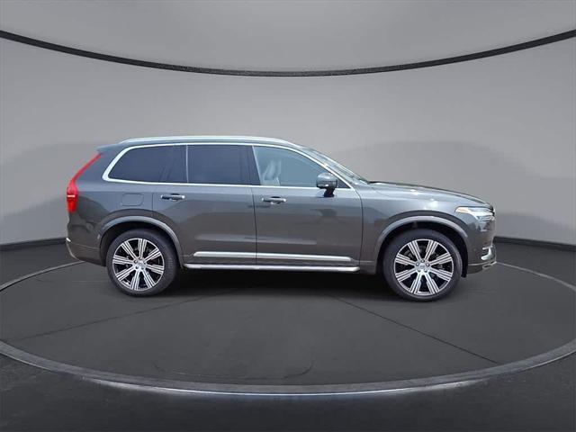 used 2022 Volvo XC90 car, priced at $43,995