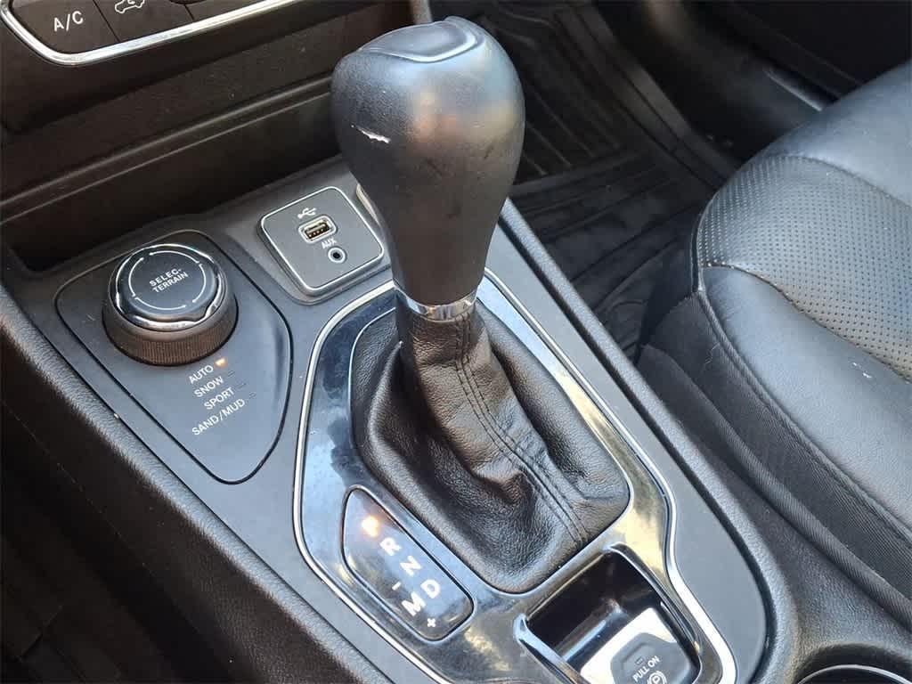 used 2019 Jeep Cherokee car, priced at $12,795