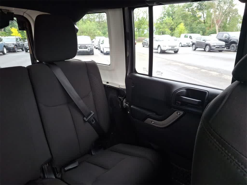 used 2014 Jeep Wrangler Unlimited car, priced at $15,567