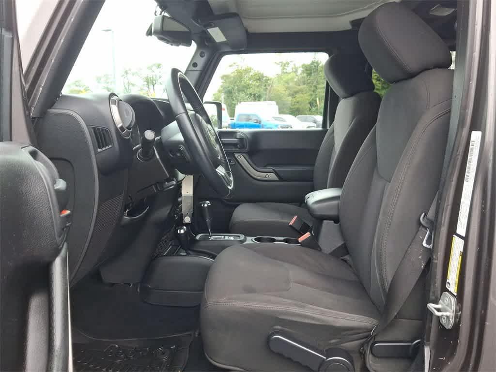 used 2014 Jeep Wrangler Unlimited car, priced at $15,567