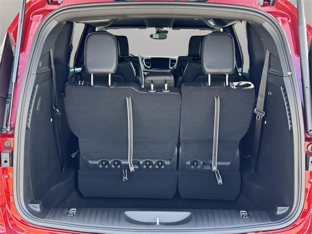 new 2026 Chrysler Pacifica car, priced at $45,775