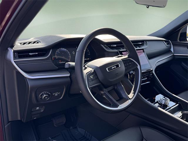 new 2025 Jeep Grand Cherokee car, priced at $46,365