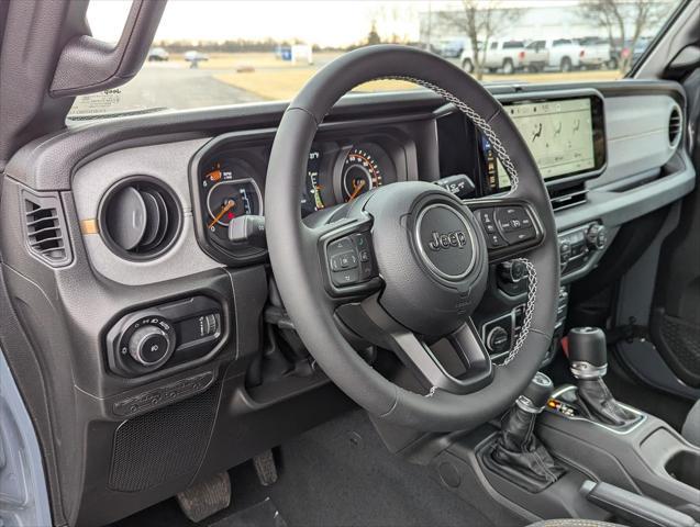 new 2025 Jeep Wrangler car, priced at $47,412