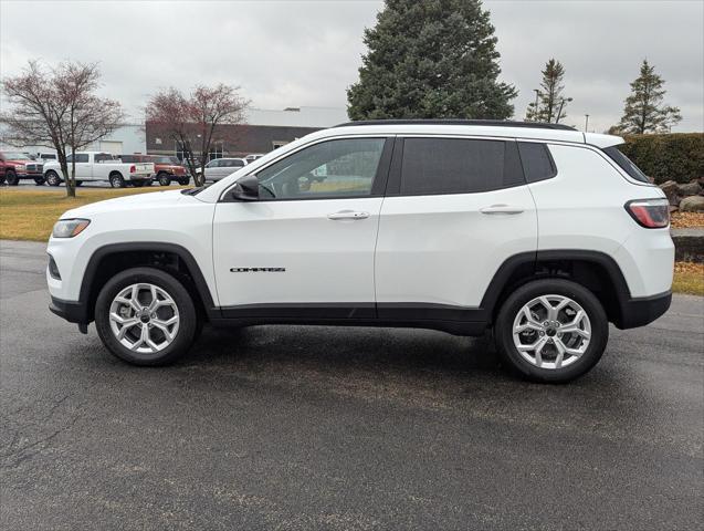 new 2025 Jeep Compass car, priced at $28,657