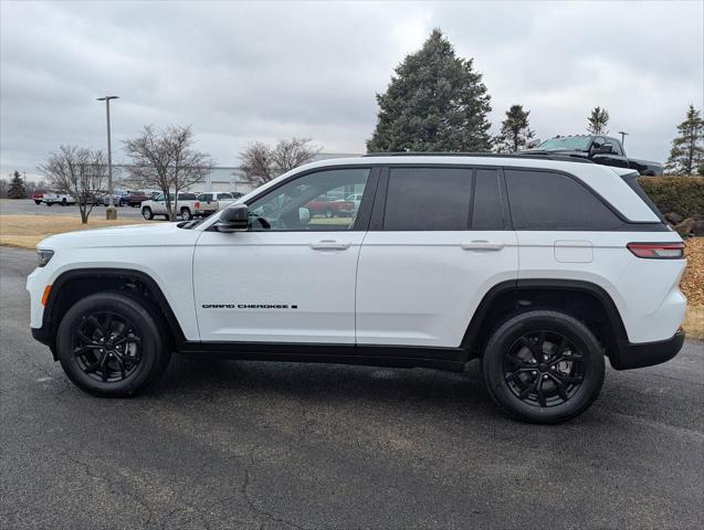 used 2024 Jeep Grand Cherokee car, priced at $37,500