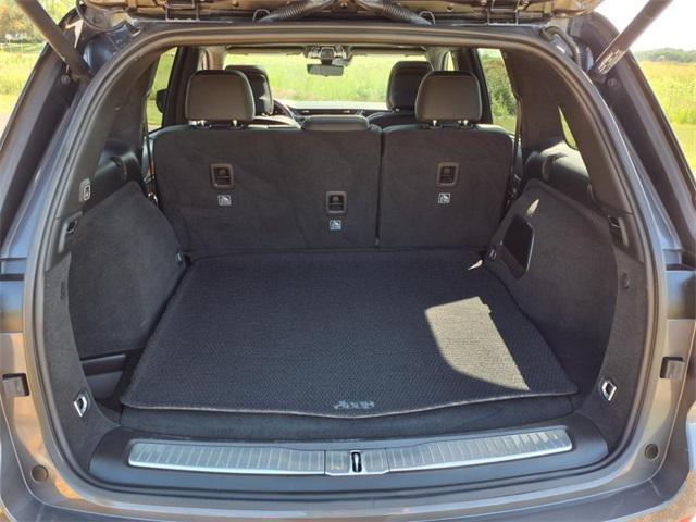 used 2022 Jeep Grand Cherokee car, priced at $43,722