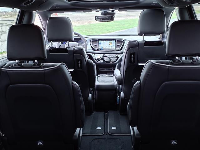 new 2025 Chrysler Pacifica car, priced at $49,961