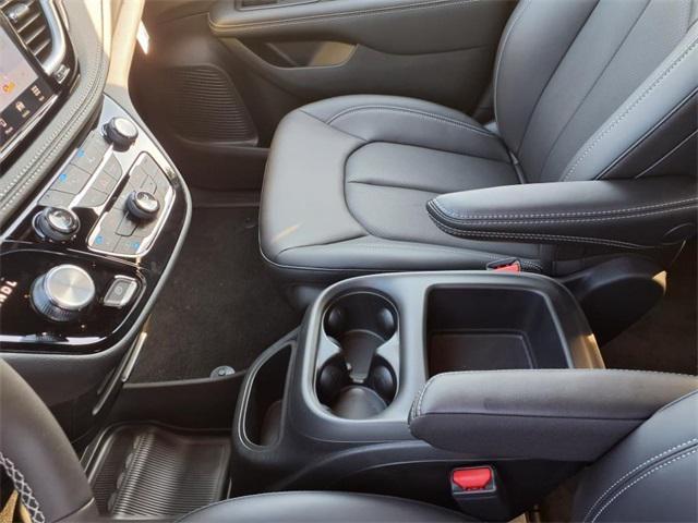 new 2026 Chrysler Pacifica car, priced at $45,604