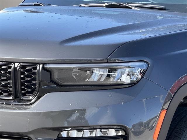 new 2025 Jeep Grand Cherokee car, priced at $44,898