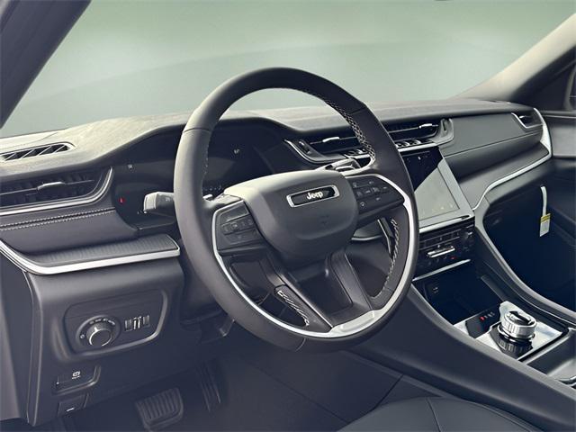 new 2025 Jeep Grand Cherokee L car, priced at $40,597