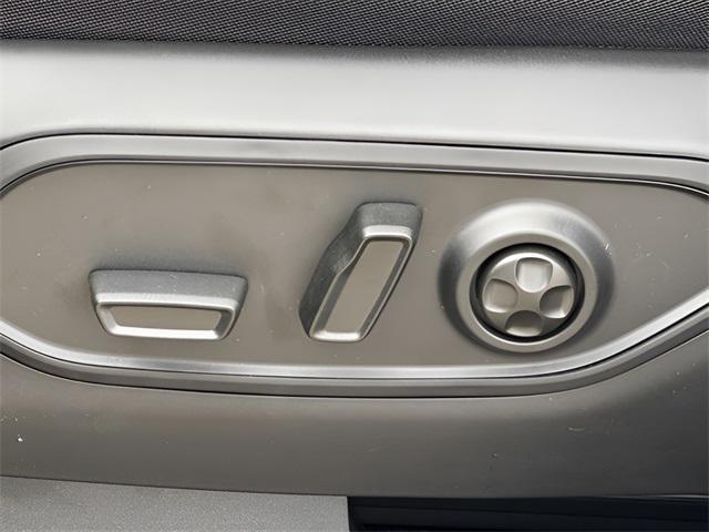 new 2025 Jeep Grand Cherokee L car, priced at $40,597