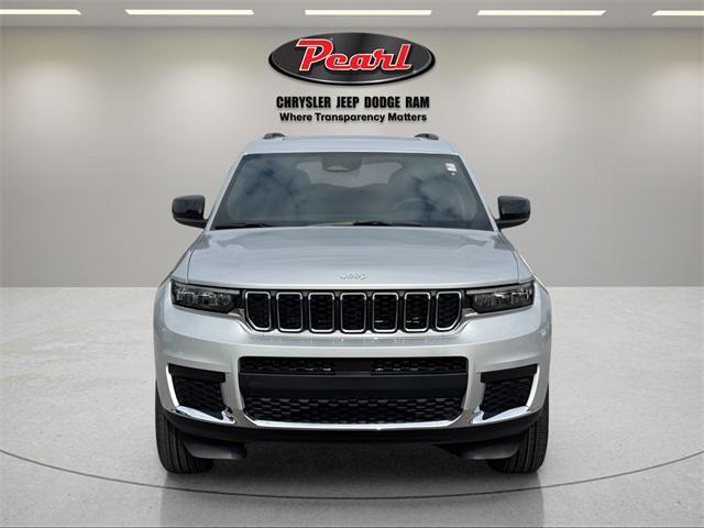 new 2025 Jeep Grand Cherokee L car, priced at $40,597