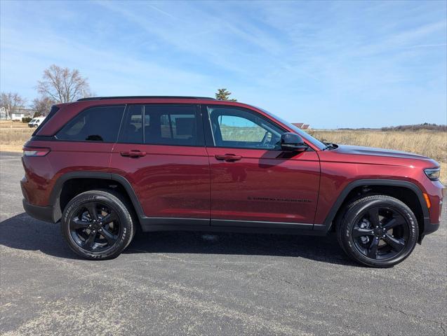 new 2025 Jeep Grand Cherokee car, priced at $42,481