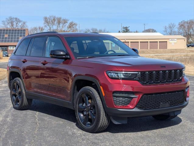 new 2025 Jeep Grand Cherokee car, priced at $42,481