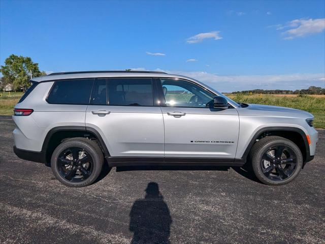 new 2025 Jeep Grand Cherokee L car, priced at $44,902