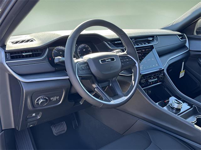 new 2025 Jeep Grand Cherokee L car, priced at $40,597