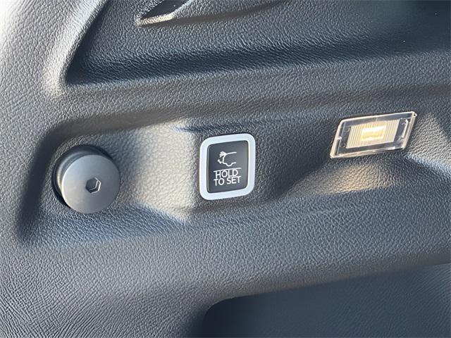 new 2025 Jeep Grand Cherokee L car, priced at $40,597