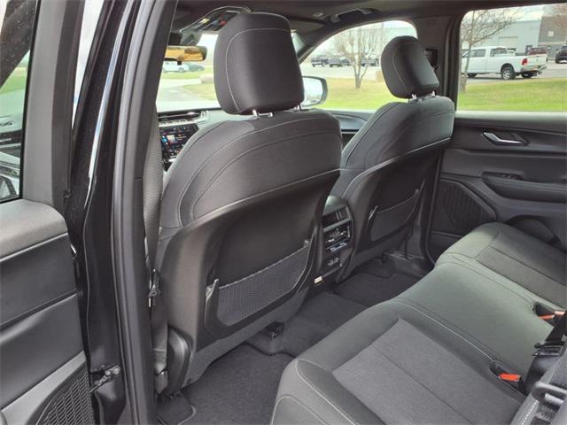 new 2025 Jeep Grand Cherokee car, priced at $39,658