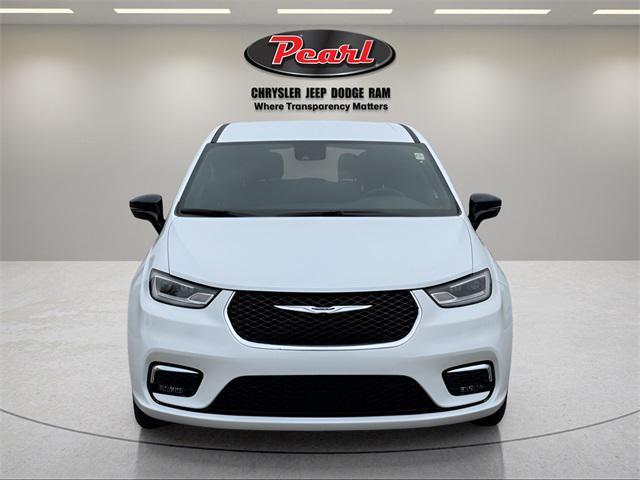 new 2026 Chrysler Pacifica car, priced at $42,298