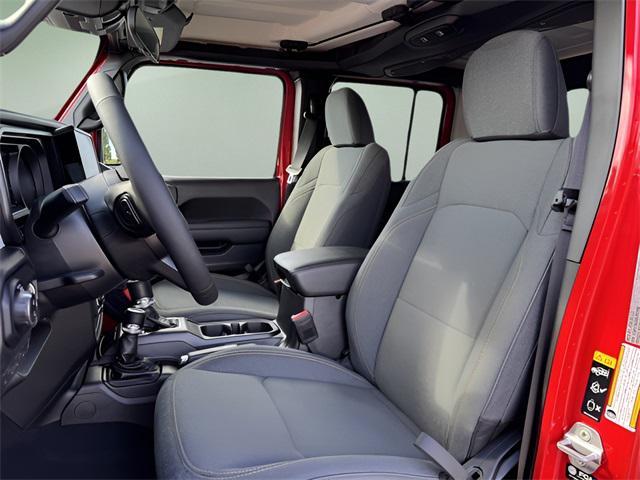 new 2025 Jeep Gladiator car, priced at $45,108