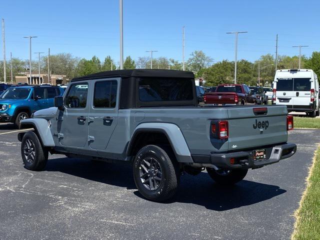 new 2024 Jeep Gladiator car, priced at $42,772