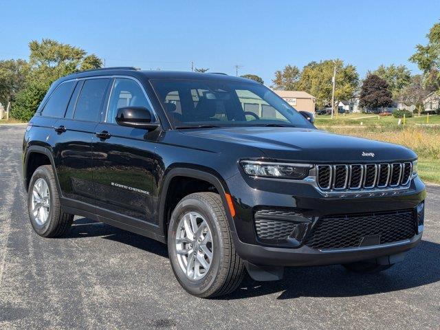 new 2025 Jeep Grand Cherokee car, priced at $38,344