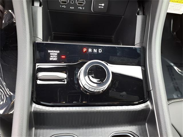 new 2025 Jeep Grand Cherokee car, priced at $45,586