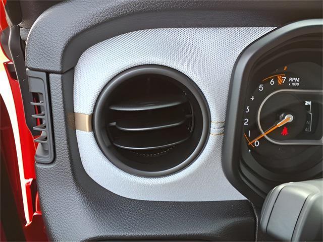 new 2025 Jeep Gladiator car, priced at $47,374