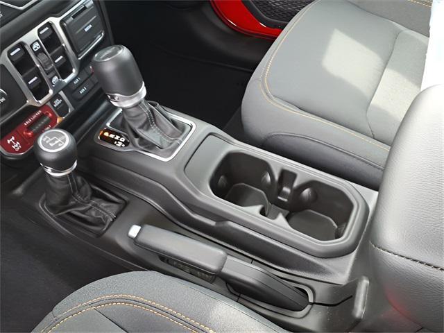 new 2025 Jeep Gladiator car, priced at $47,374