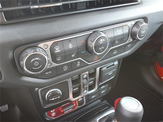 new 2025 Jeep Gladiator car, priced at $47,374