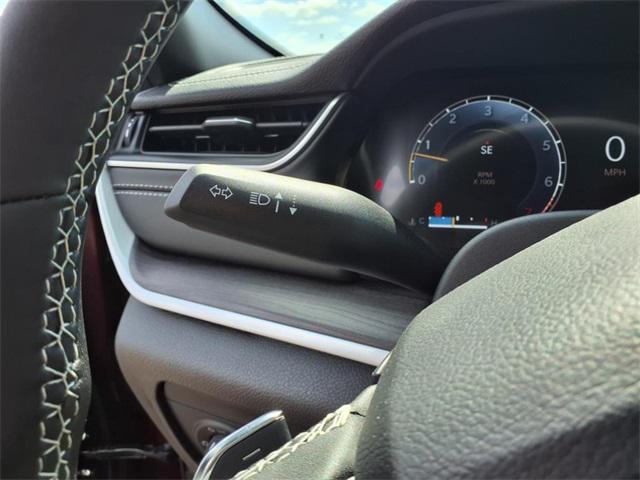 new 2025 Jeep Grand Cherokee car, priced at $44,523