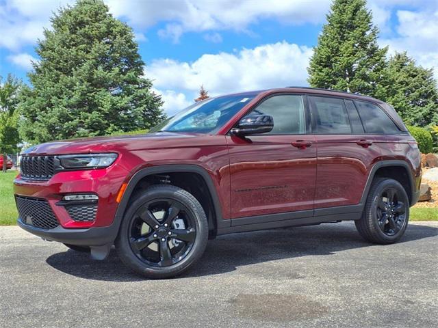 new 2025 Jeep Grand Cherokee car, priced at $44,523