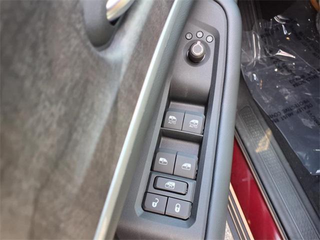 new 2025 Jeep Grand Cherokee car, priced at $44,523