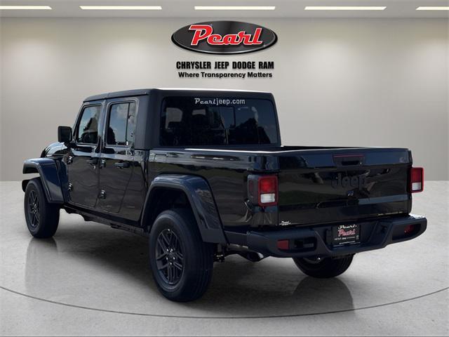 new 2025 Jeep Gladiator car, priced at $45,608