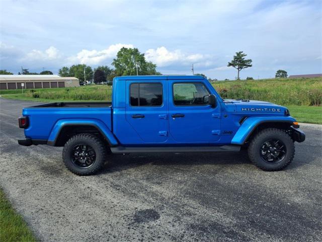 new 2025 Jeep Gladiator car, priced at $43,621